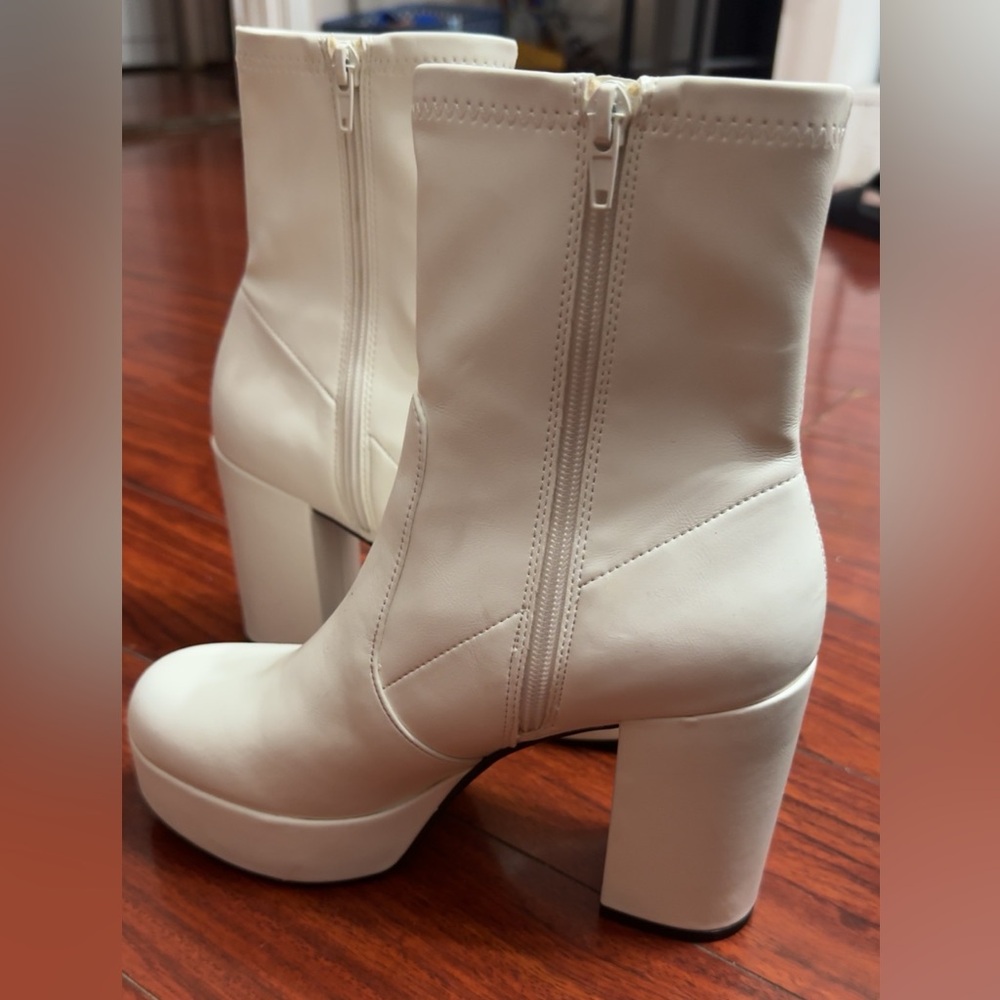 Madden girl platform bootie